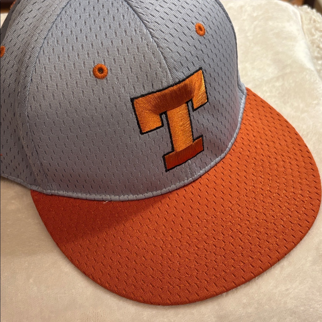 Nike University Of Texas Team Hat Ut Longhorn Vintage Football Fitted 7 1/2